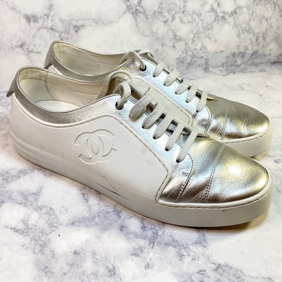 Chanel Leather Two Tone Sneakers 41 - Picture 5 of 9